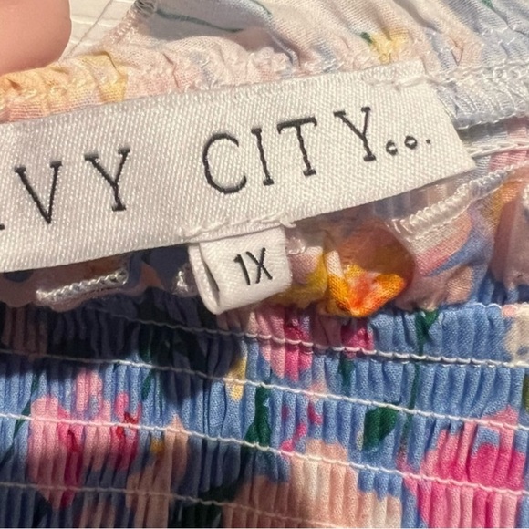 Ivy City Co Pastel Floral Dress - Picture 3 of 4